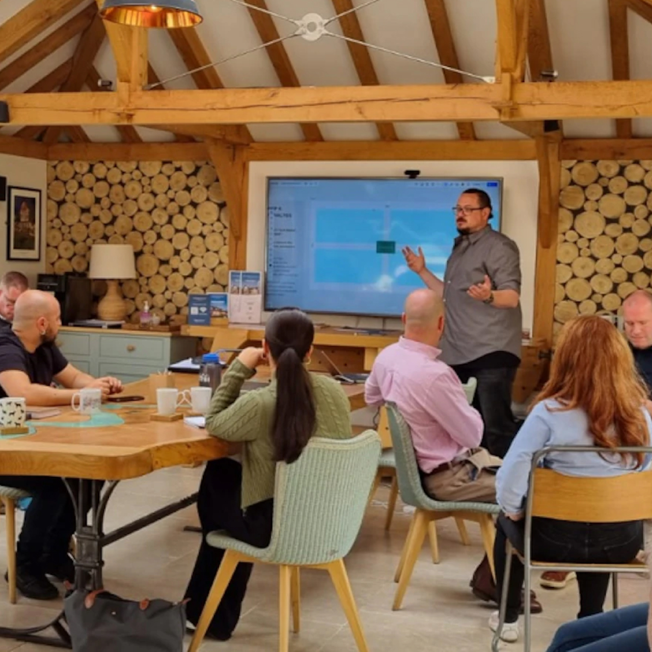 This is an unknown image