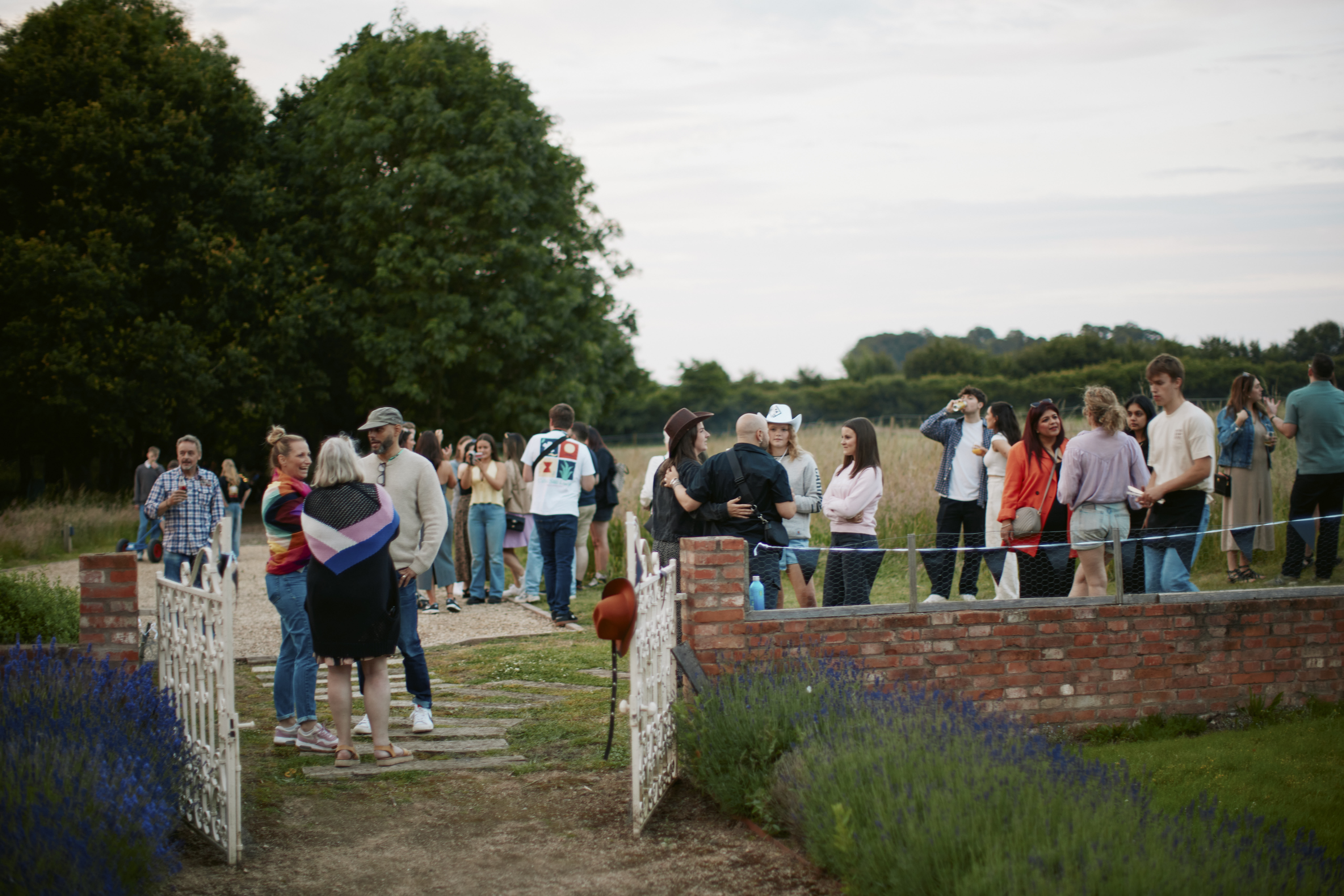 This is an unknown image